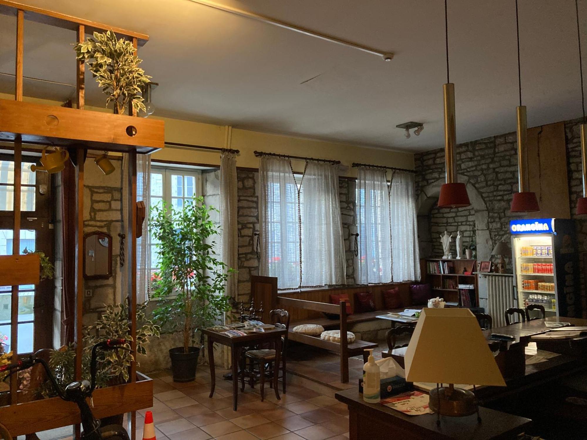 Ancien Hotel Plein De Charme Бом-ле-Дам Екстер'єр фото